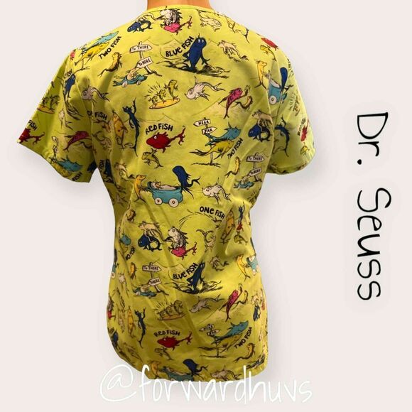 Dr. Seuss One Fish Scrub Top Size XS - Picture 3 of 11